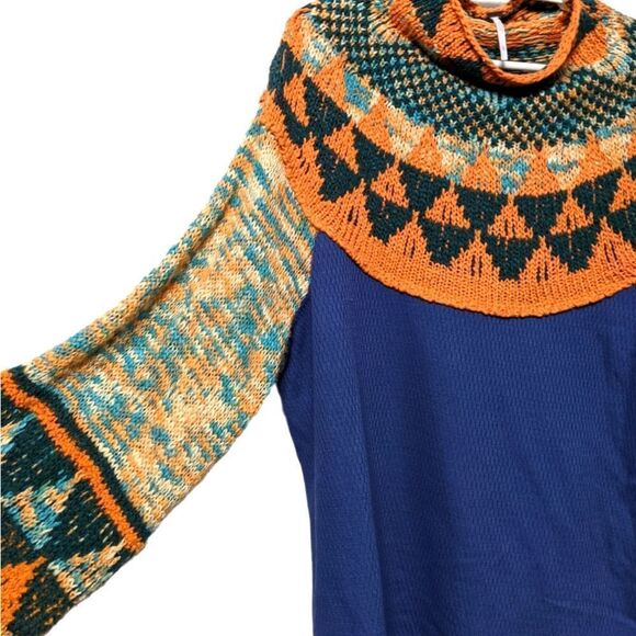 NWT FREE PEOPLE Swit the Small Stuff Mock Neck Sweater Top Navy Combo XL - Picture 3 of 7